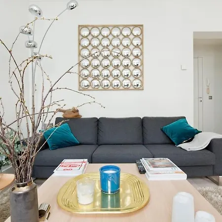 Apartman De Luxe 1 Tour Eiffel Avec Balcon *